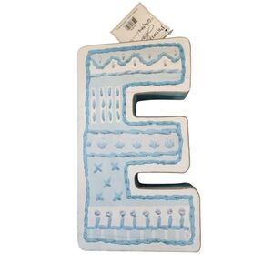 E Letter shelf sitter or wall hanger